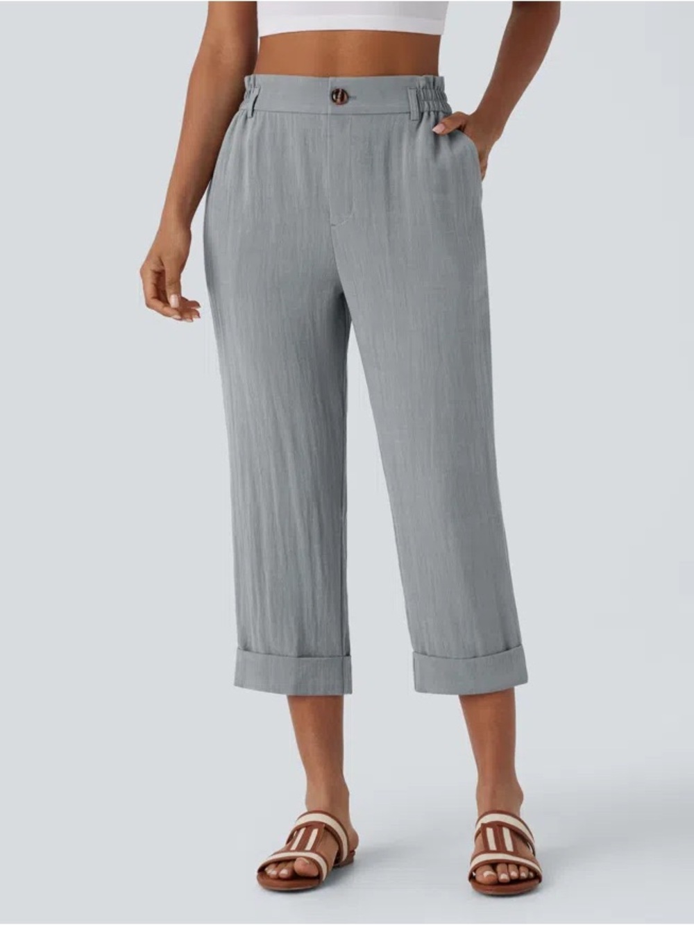 HALARA Cropped Relaxed Capris in Light Gray